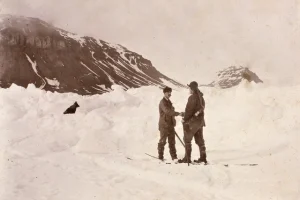 How Fridtjof Nansen Met Frederick Jackson at Cape Flora